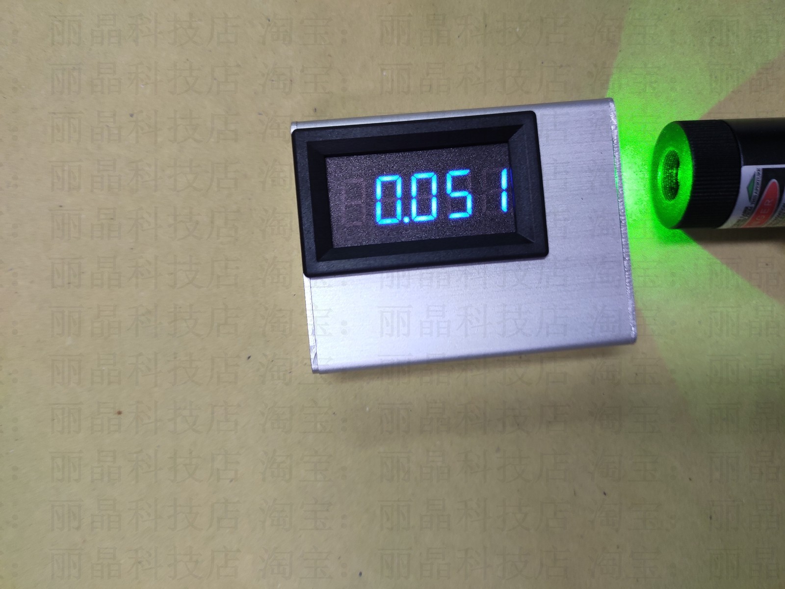 Mini Laser Power Meter Pocket Size Measuring Wavelength 390nm-1024nm Portable