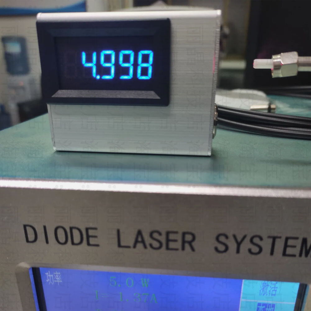 Laser Power Meter Mini Pocket Size Measuring Wavelength 390nm-1024nm
