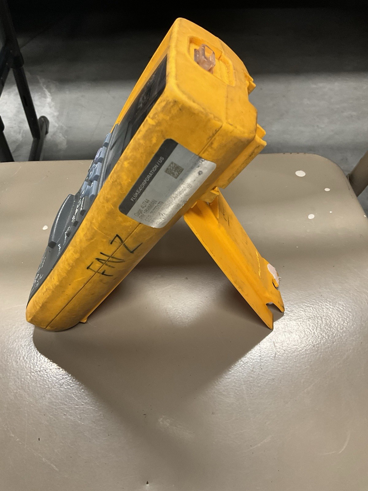FLUKE 189 II TRUE RMS MULTIMETER