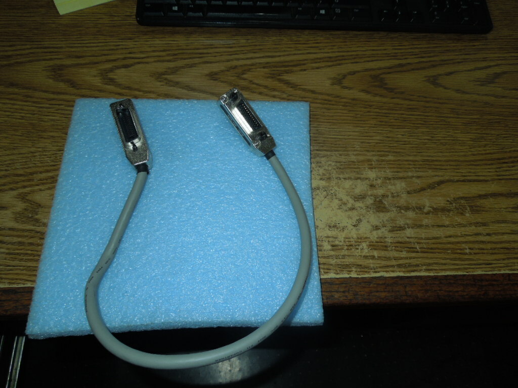 Unbranded / Generic IEEE-488 GPIB Cable. 2 Feet.