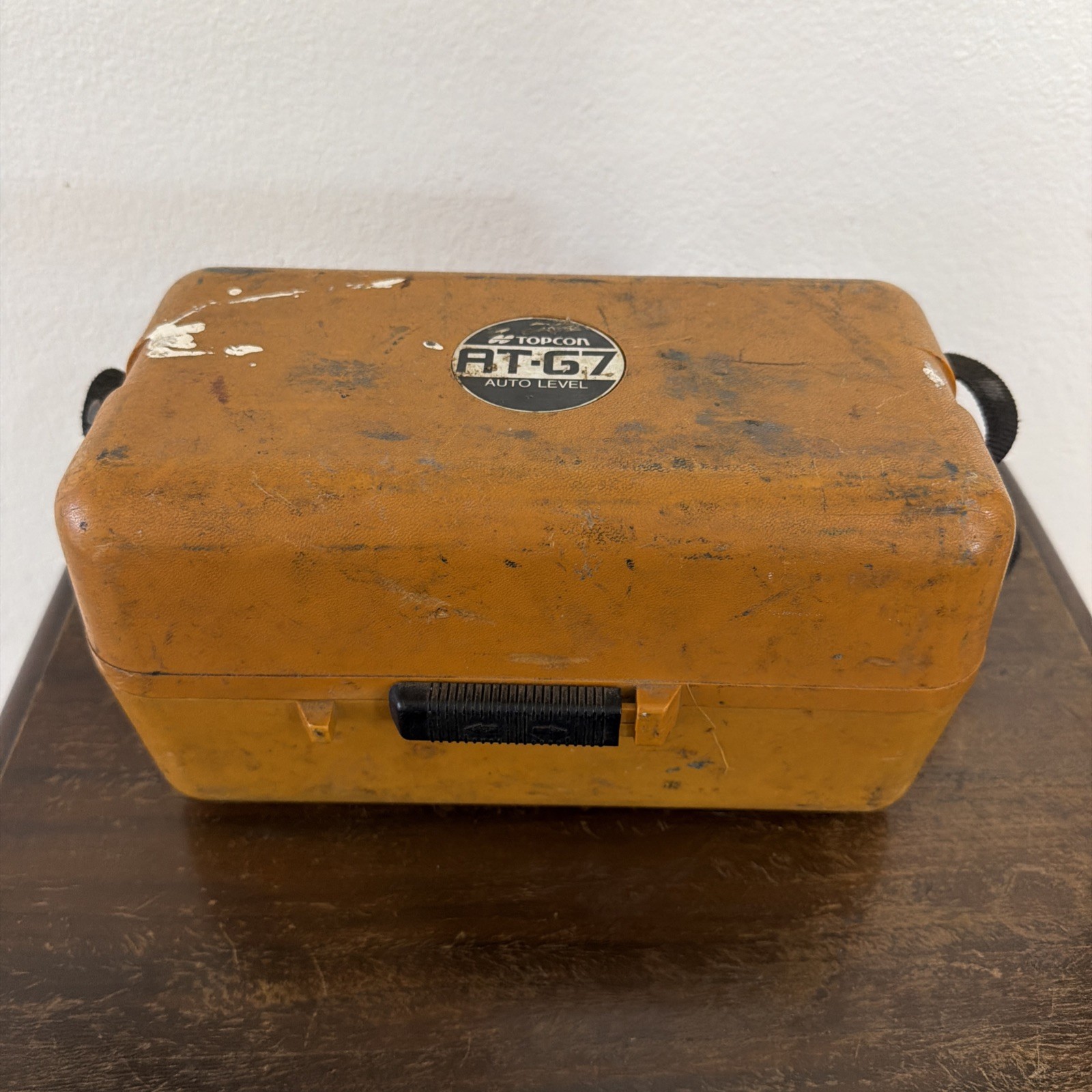 Topcon Auto-Level AT-G7 Surveyor’s Instrument /hard Case. Clear lens Untested