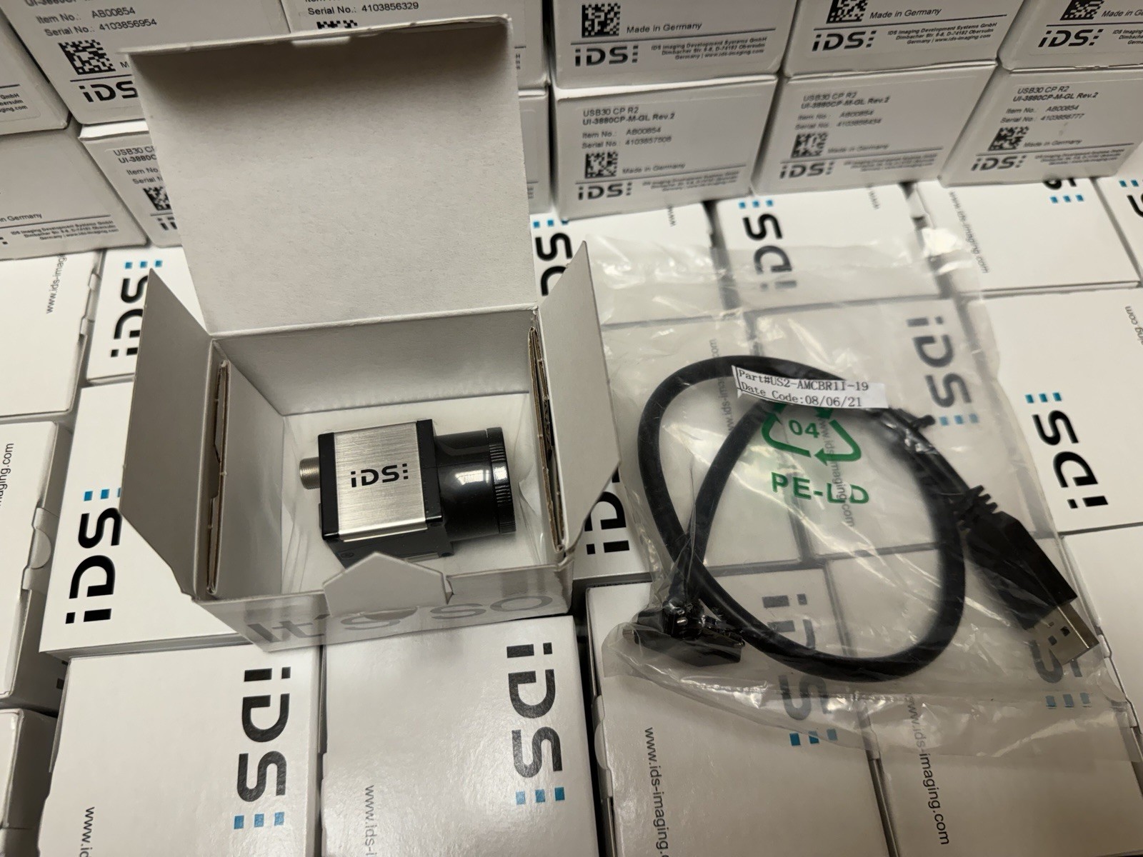 IDS USB 3.0 Industrial Camera C Mount USB30 CP R2 UI-3880CP-M-GL Rev.2 w/ Cable