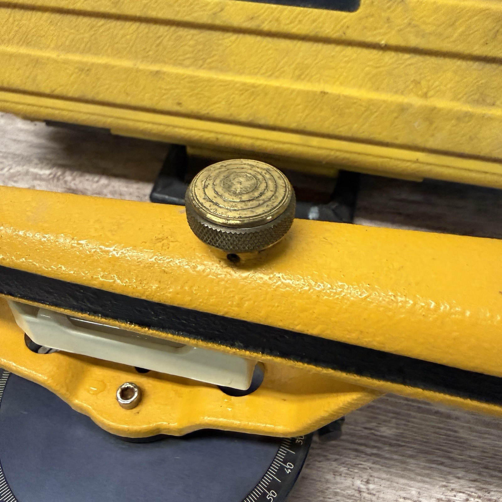 Berger Instruments Model 190B Transit Level & case SURVEYOR TOOL CLEAR OPTICS