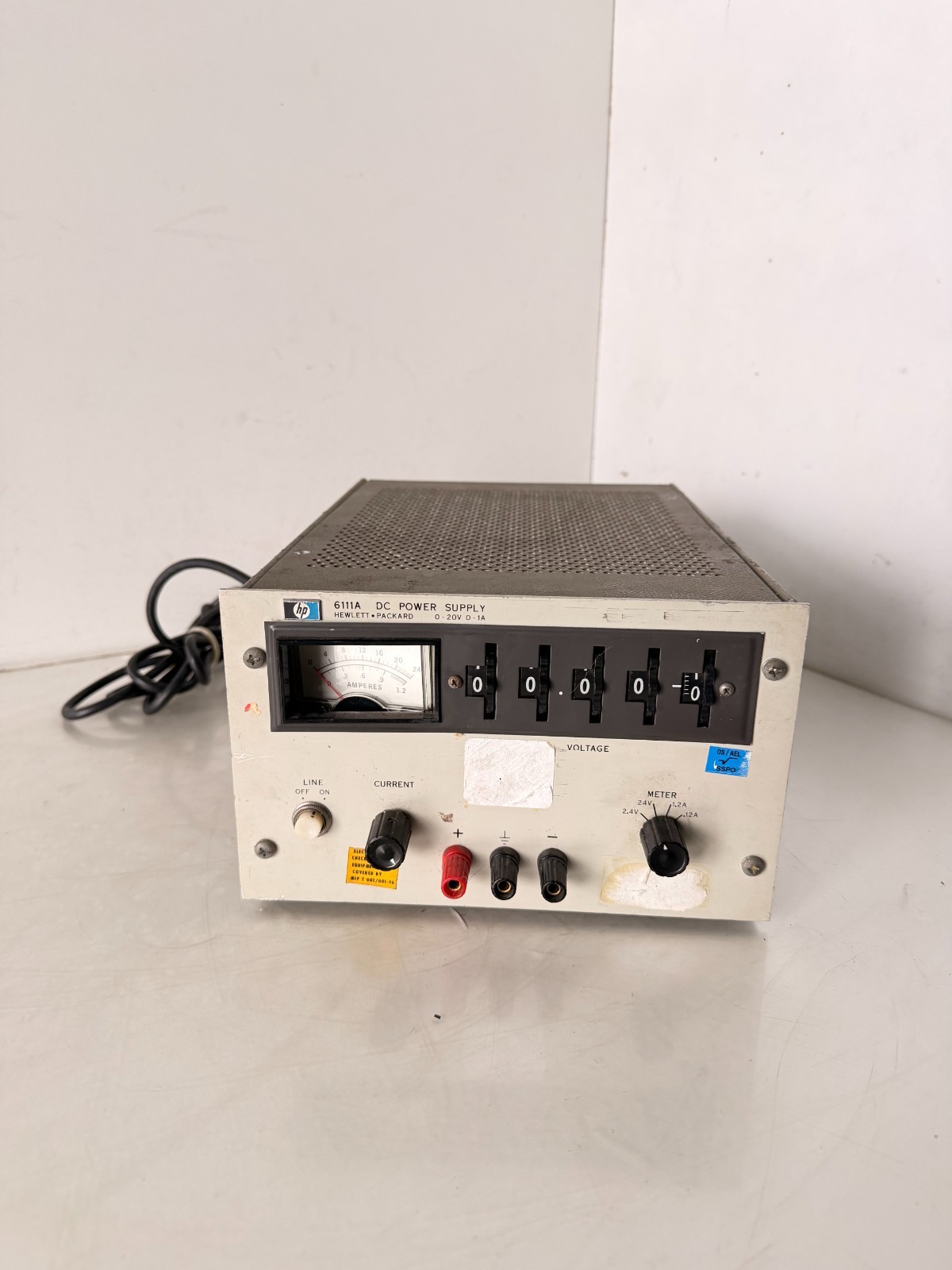 Hewlett-Packard 6111A DC Power Supply, 0-20V, 0-1A (30)