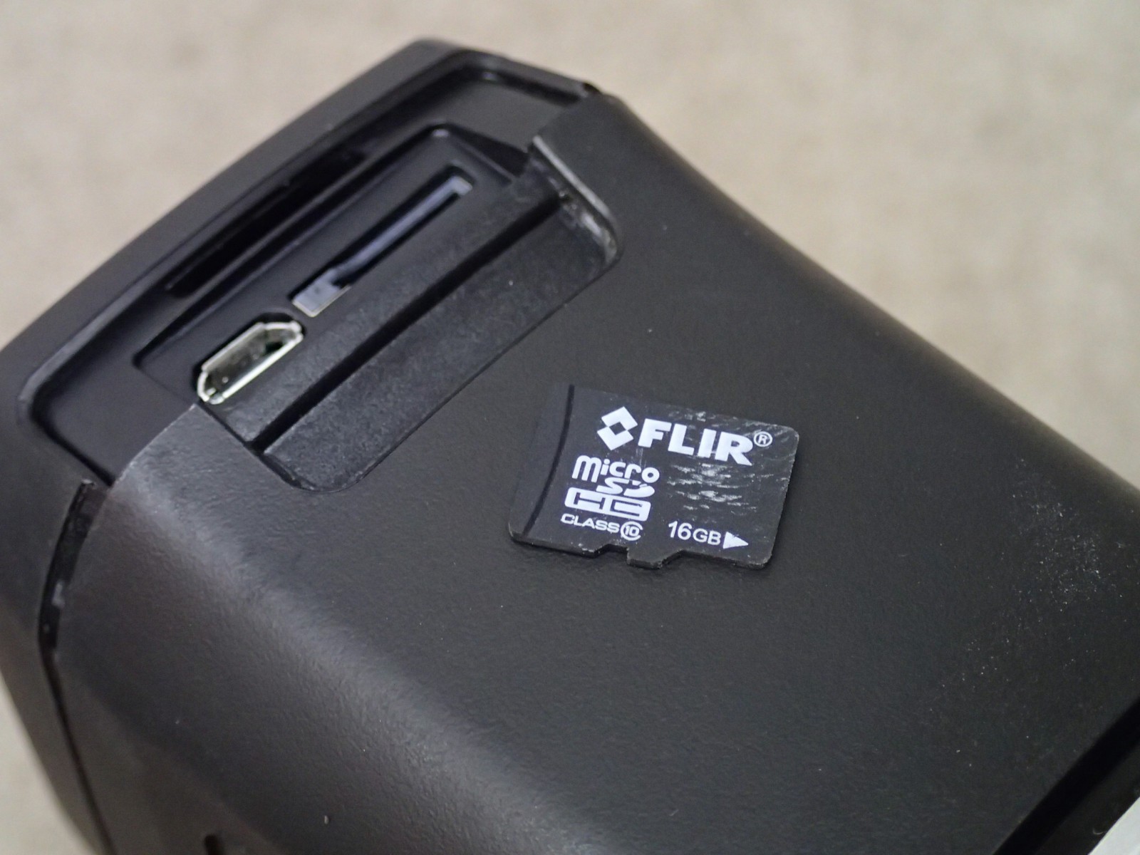 FLIR TG165 Thermal Imaging Camera Thermometer Works but Damage User Item