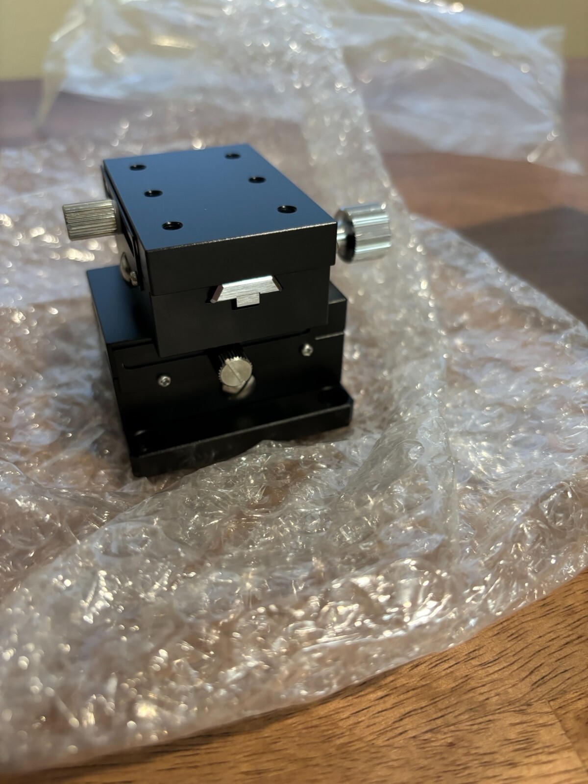 Manual XY-Axis Stages Rectangular Dovetail, Rack and Pinion, High Accuracy, XYWG