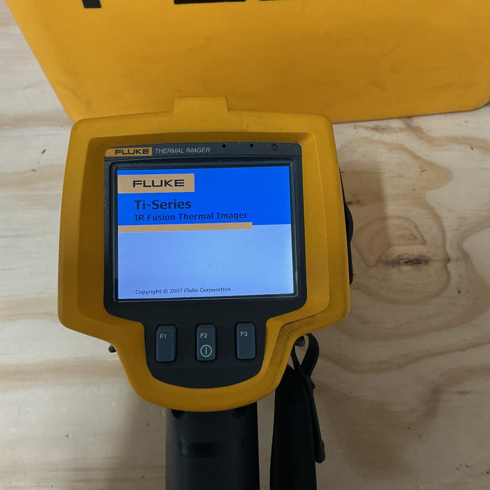 Fluke TiR1 IR Infrared Thermal Imager Camera w/ Case
