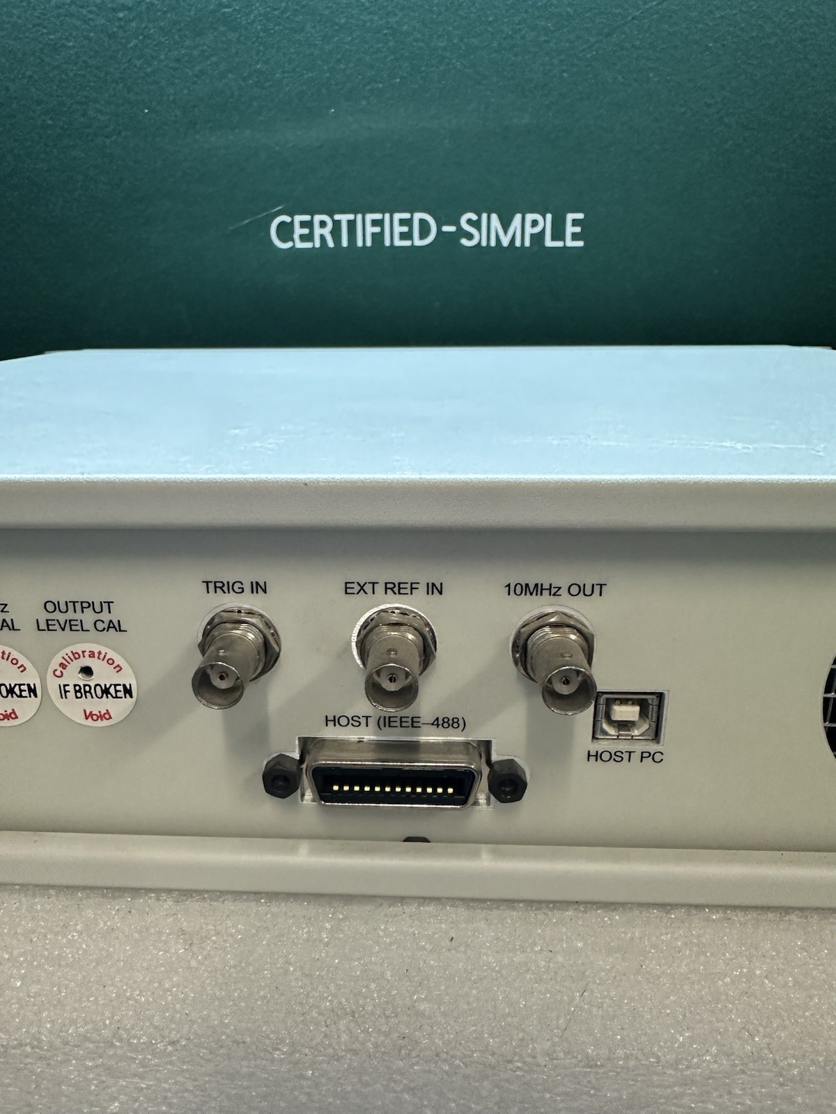 Spirent GSS6100 GPS/SBAS Signal Generator – Powers On, No Accessories