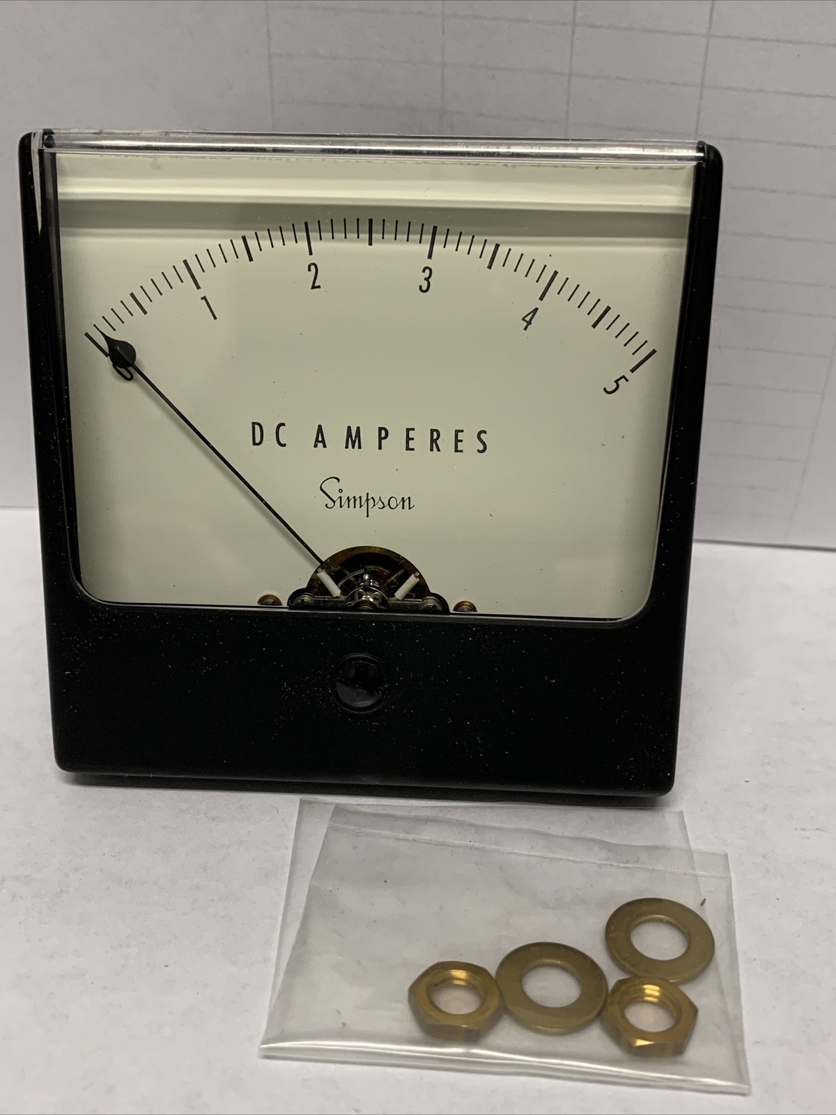 02680 SIMPSON AMMETER Analog Panel Meters 0-5 DC AMP 3.5″ NEW IN BOX