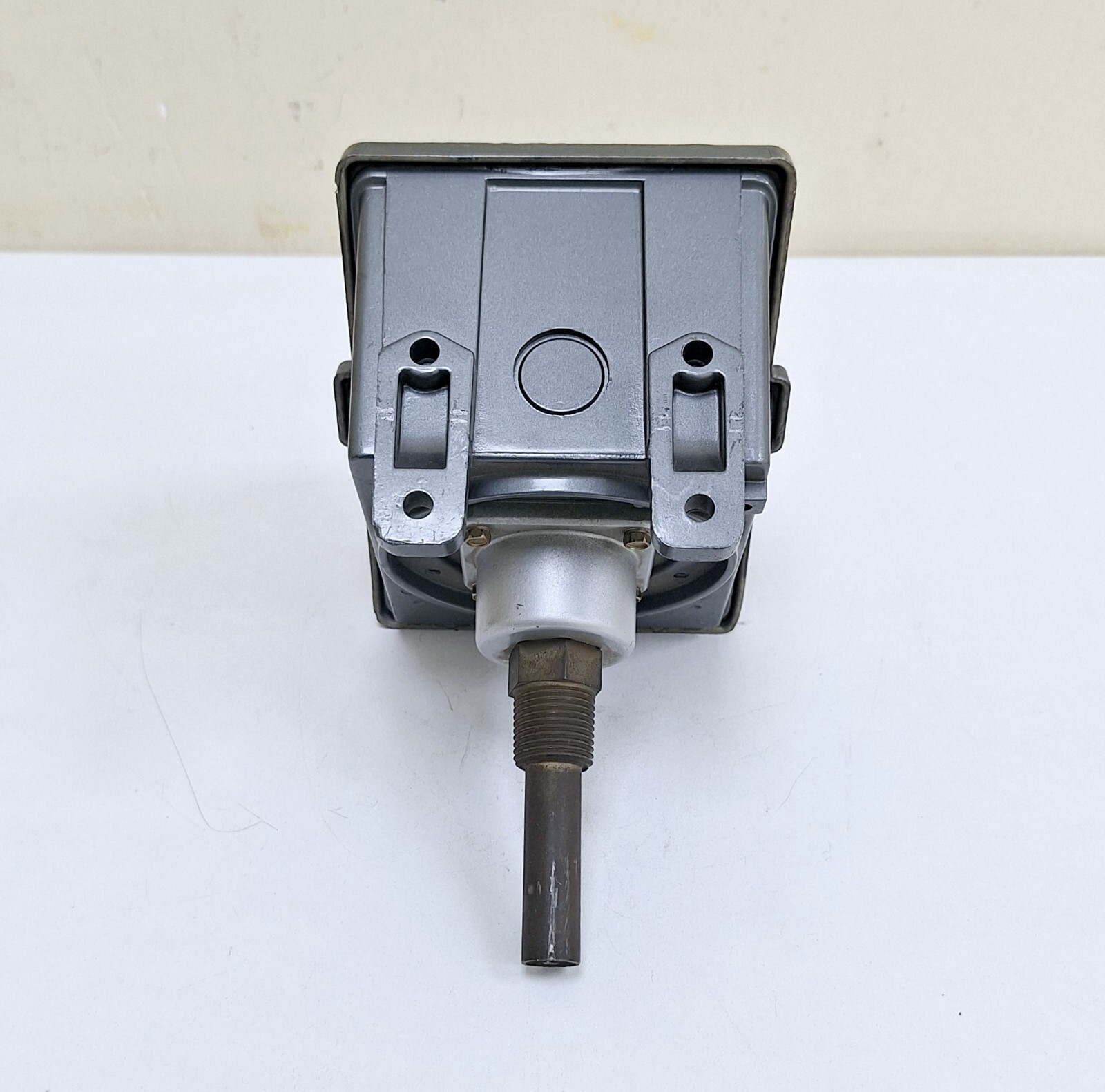 United Electric C402 / 120 Pressure Switch C402-120