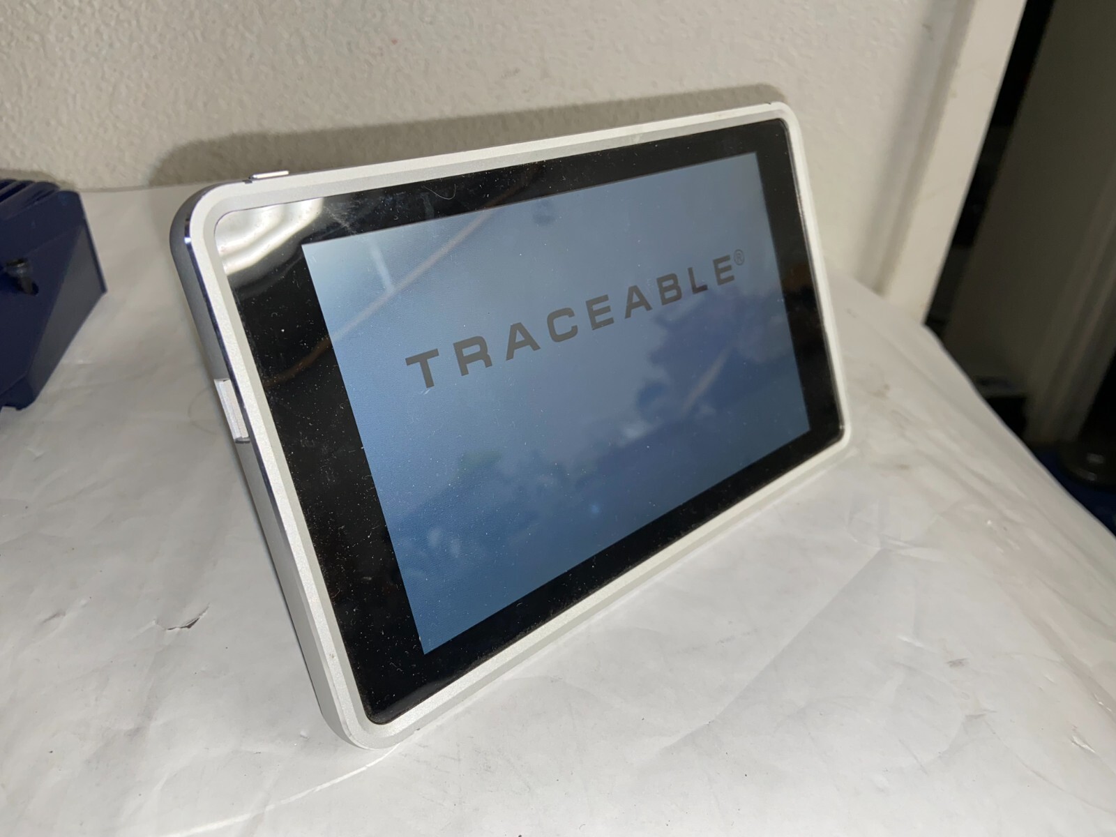 Cole Parmer 20250-40 Traceable 9012 Temperature/RH Touch Screen Recorder – Used