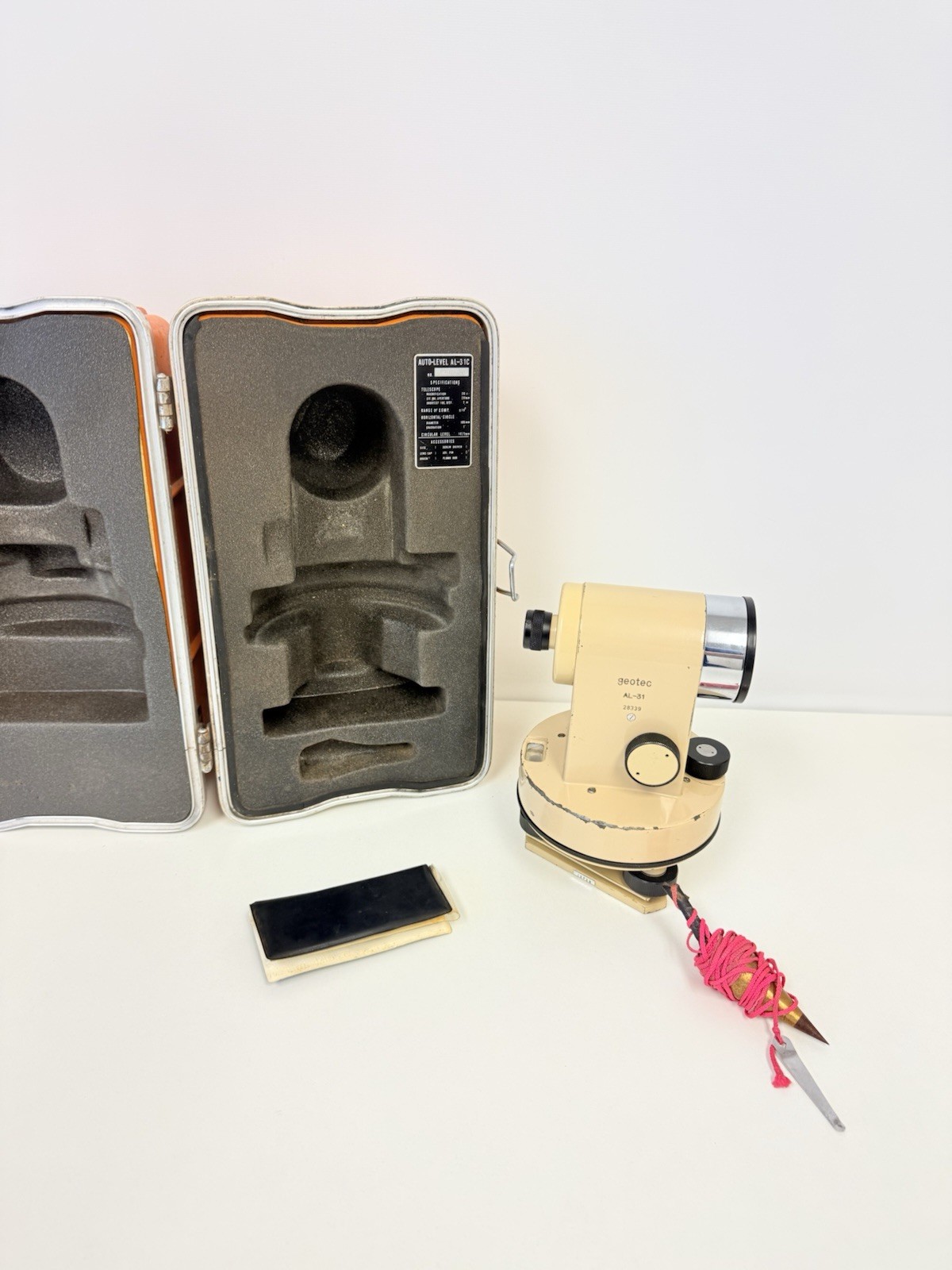Geotec AL-31C 22x Auto Level Transit W/ Case Surveyor