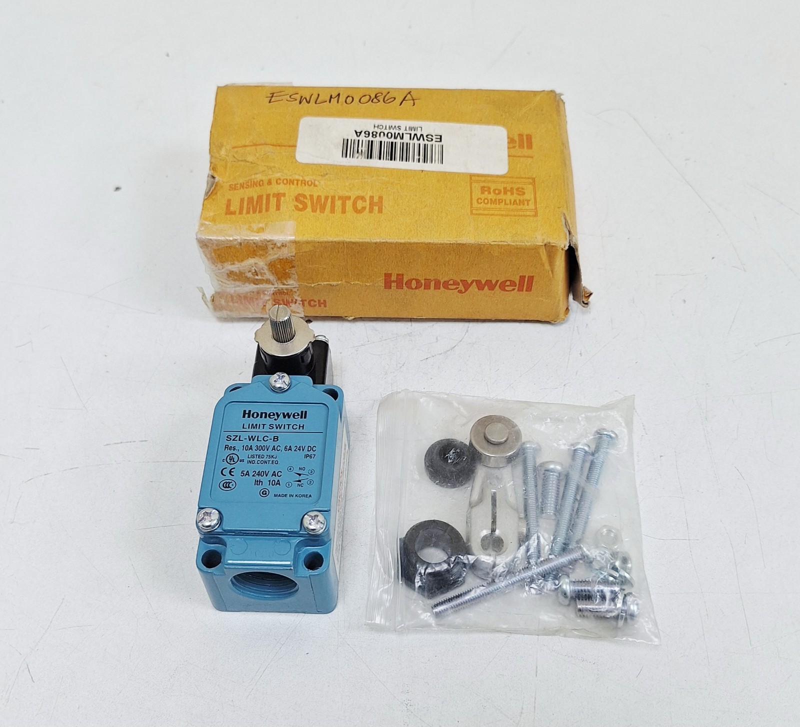 Honeywell SZL-WLC-B Limit Switch 5A 240V AC