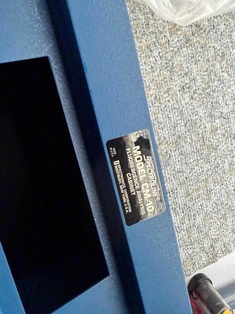 SpectroLine CM-10 Fluorescence Analysis Cabinet w EA-140 light – new in box!