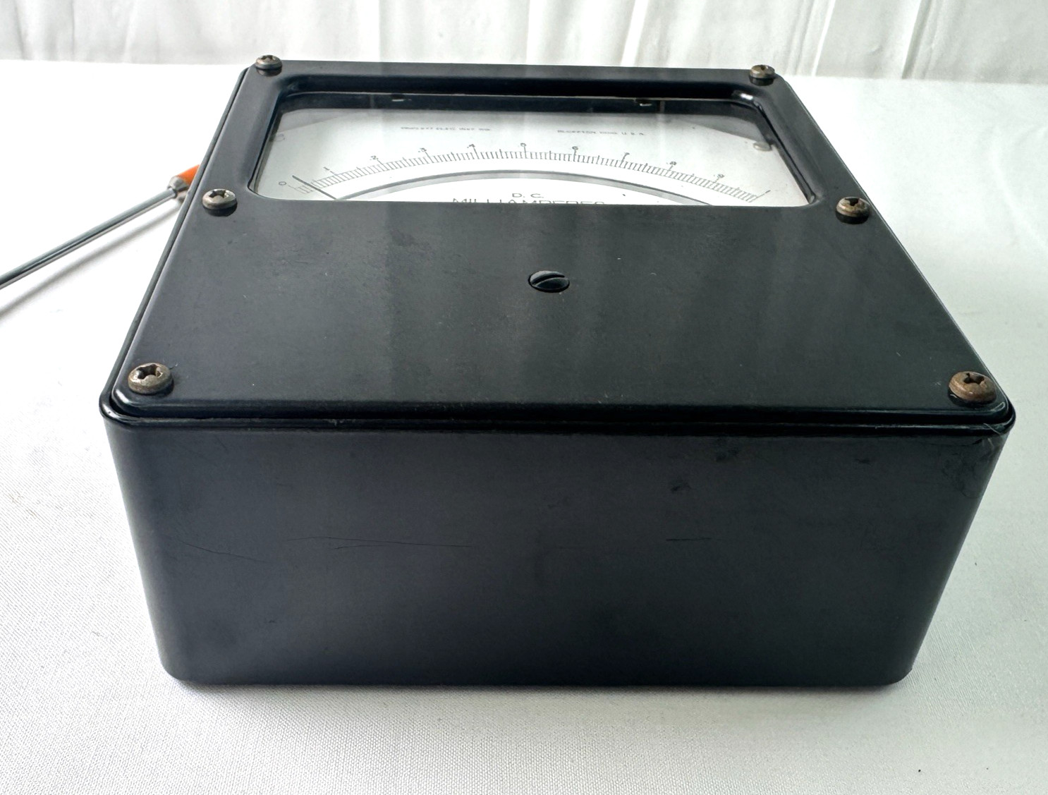 Vintage Triplett Electric Instrument Model 625 Milliammeter DC Milliamperes 0-10