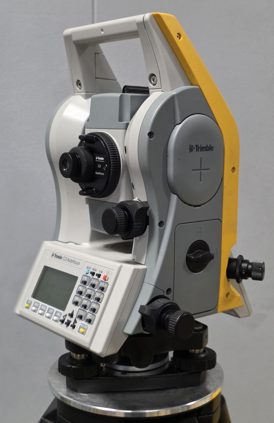 Trimble C3 3″ AutoFocus Reflectorless Survey Total Station