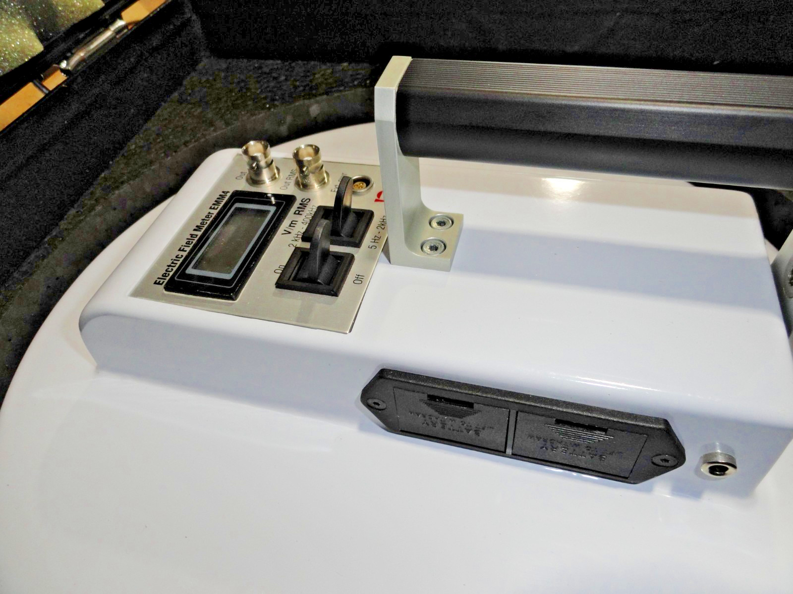 INNOVA AB EMM4 ELECTRIC FIELD METER W/CASE