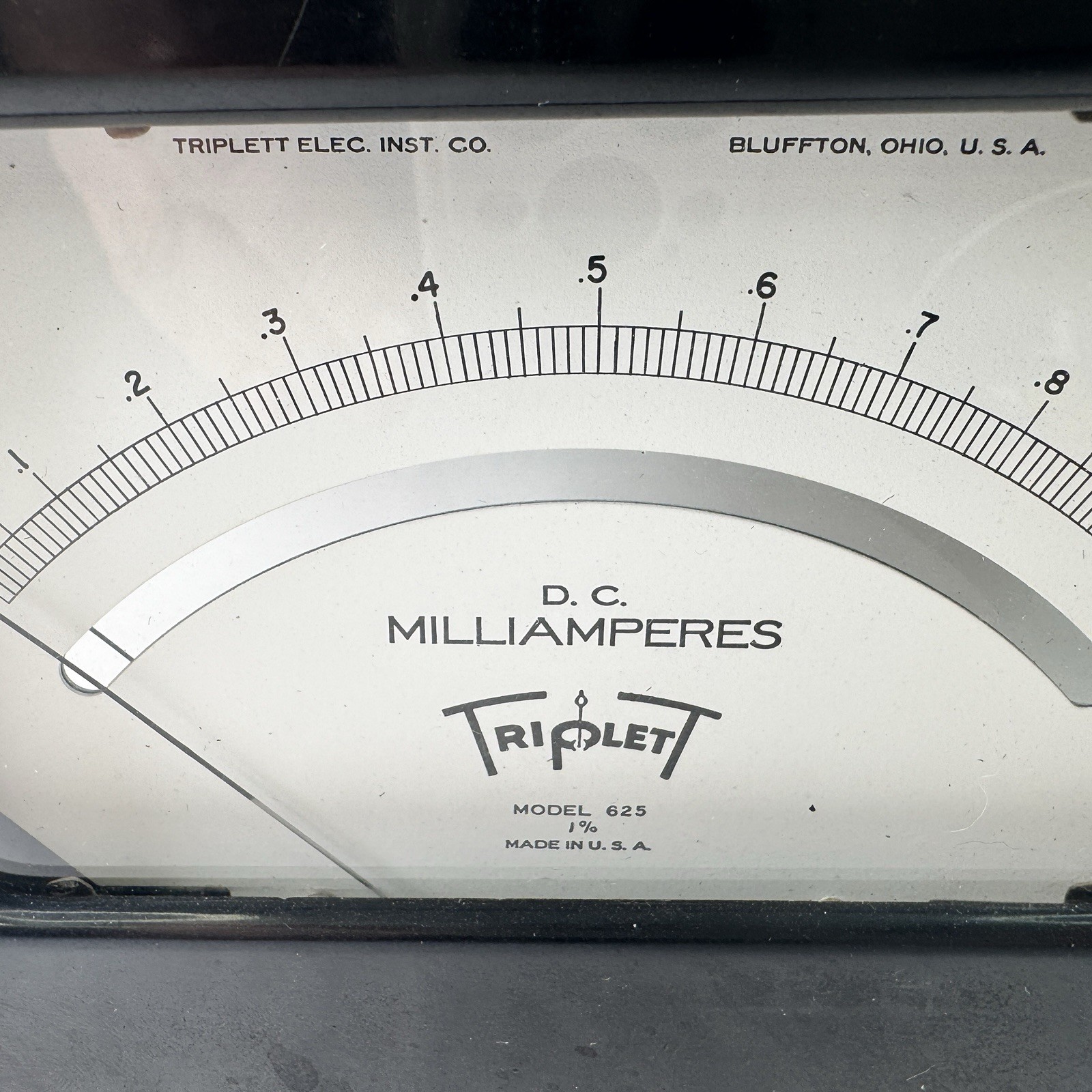 Vintage Triplett Electric Instrument Model 625 Milliammeter DC Milliamperes 0-10