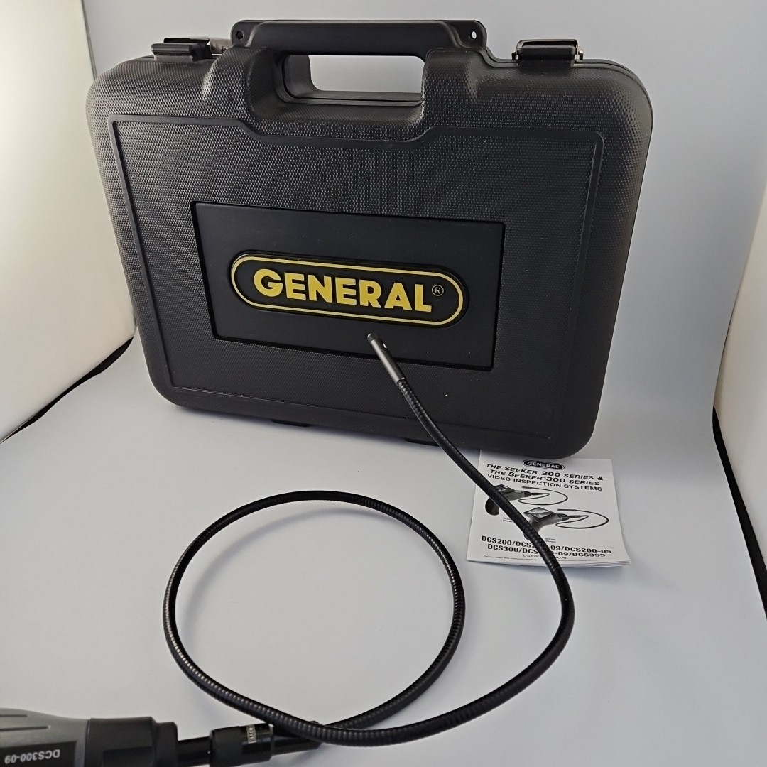 General – Camera Borescope 3.5 In. Screen & 9mm Probe DCS300-09