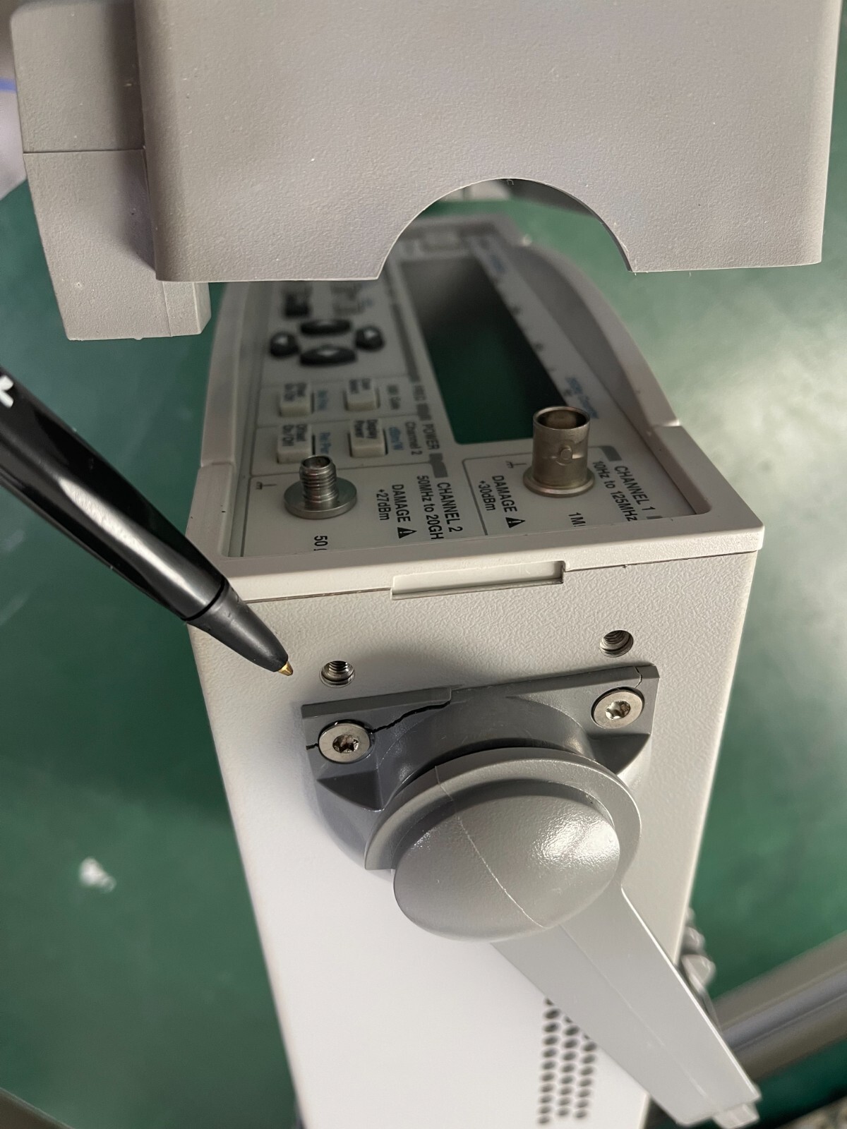 Agilent Keysight 53150A 10Hz-20GHz CW Microwave Frequency Counter _1097