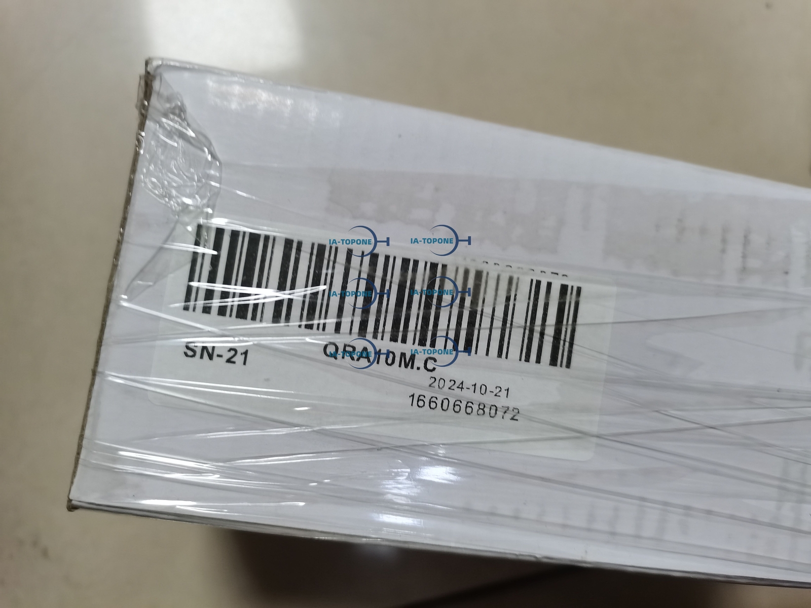 One Brand New Siemens QRA10M.C with One Year Warranty US Free tax