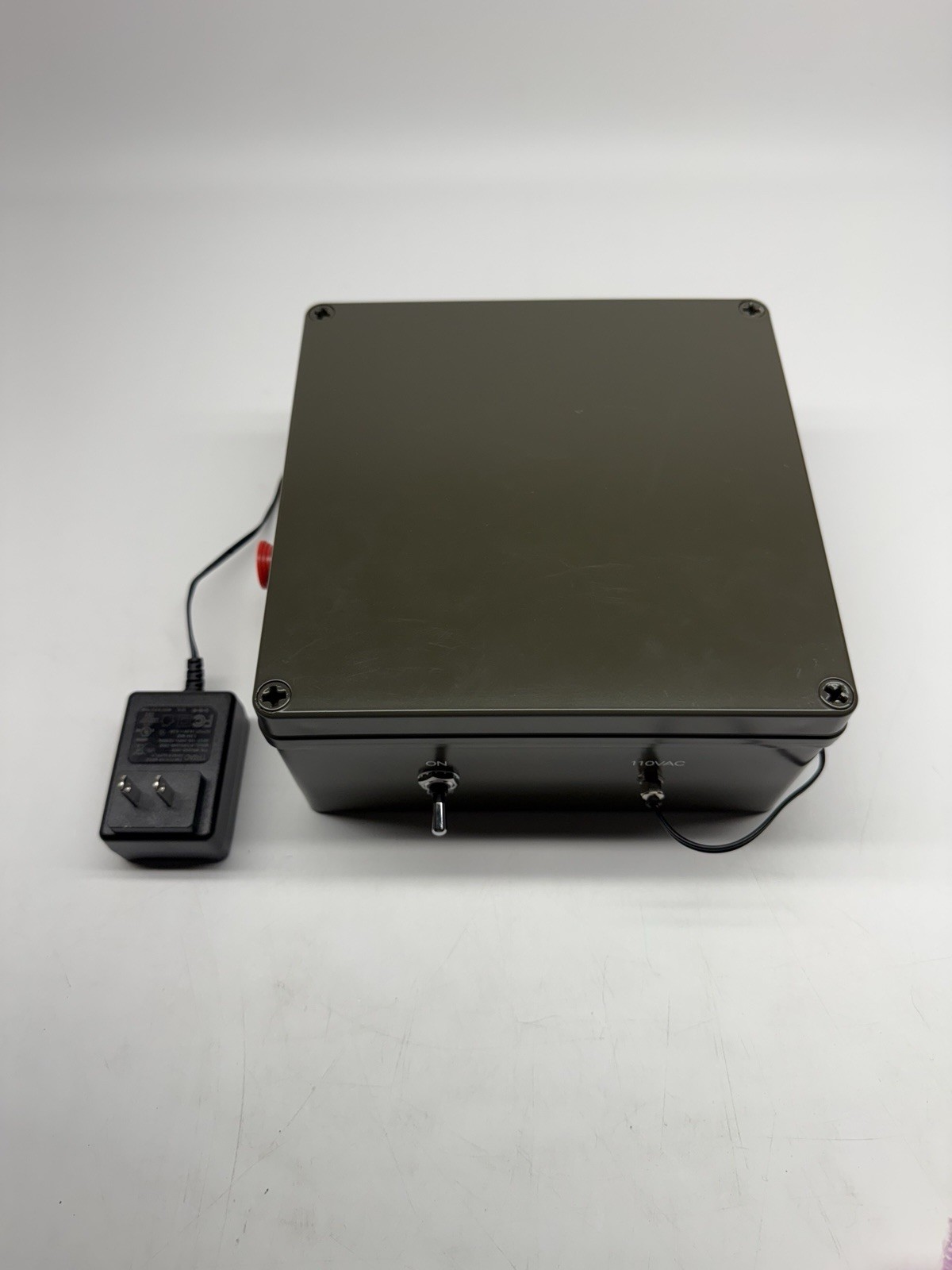 GPS Networking NVGLCDLA30RPDC Variable Gain Line Amplifier 0-30dB Enclosure