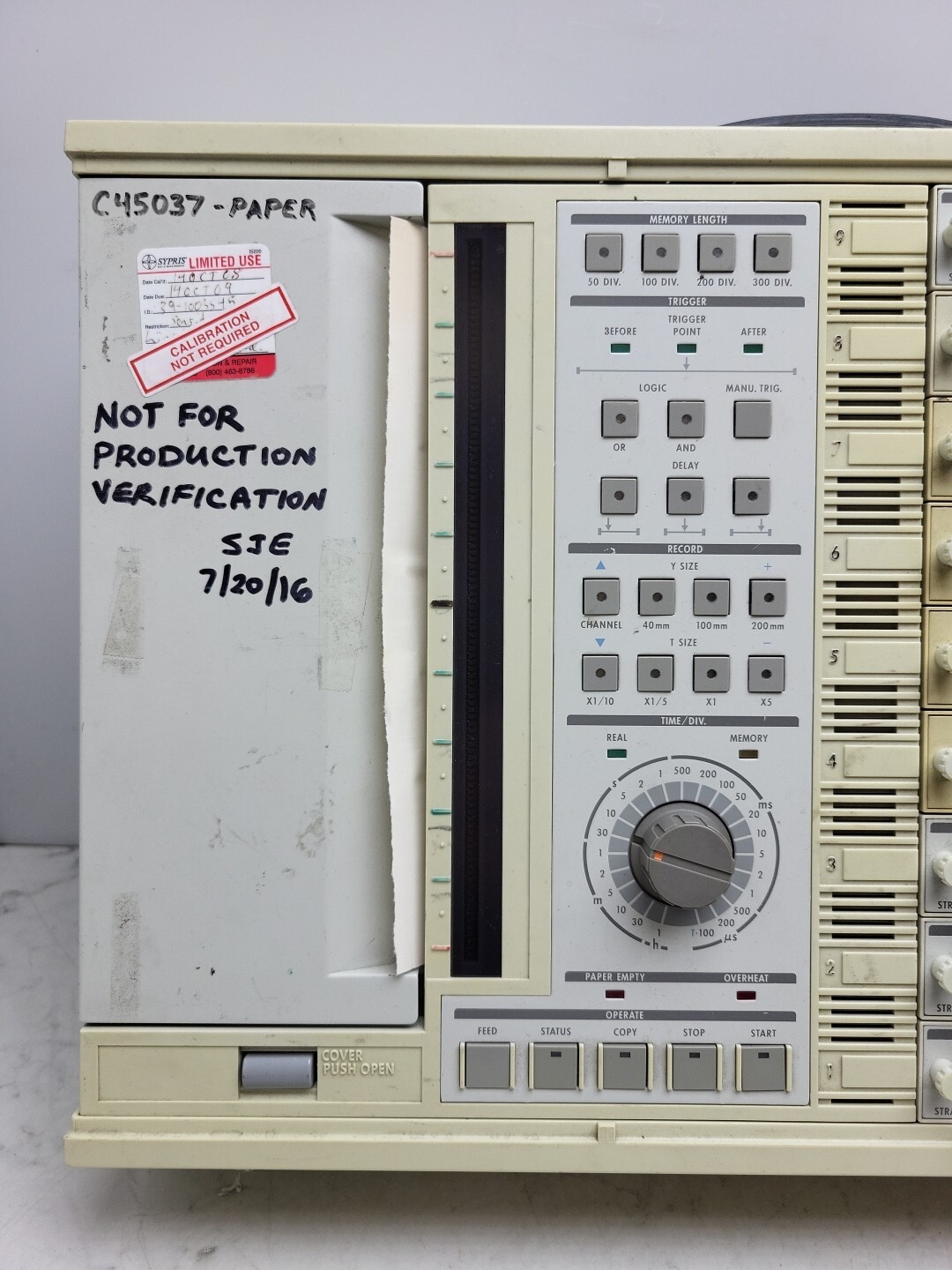 Soltec TA200-938 Portable AC Powered Thermal Array Recorder w/ Kyowa DB-120 Box