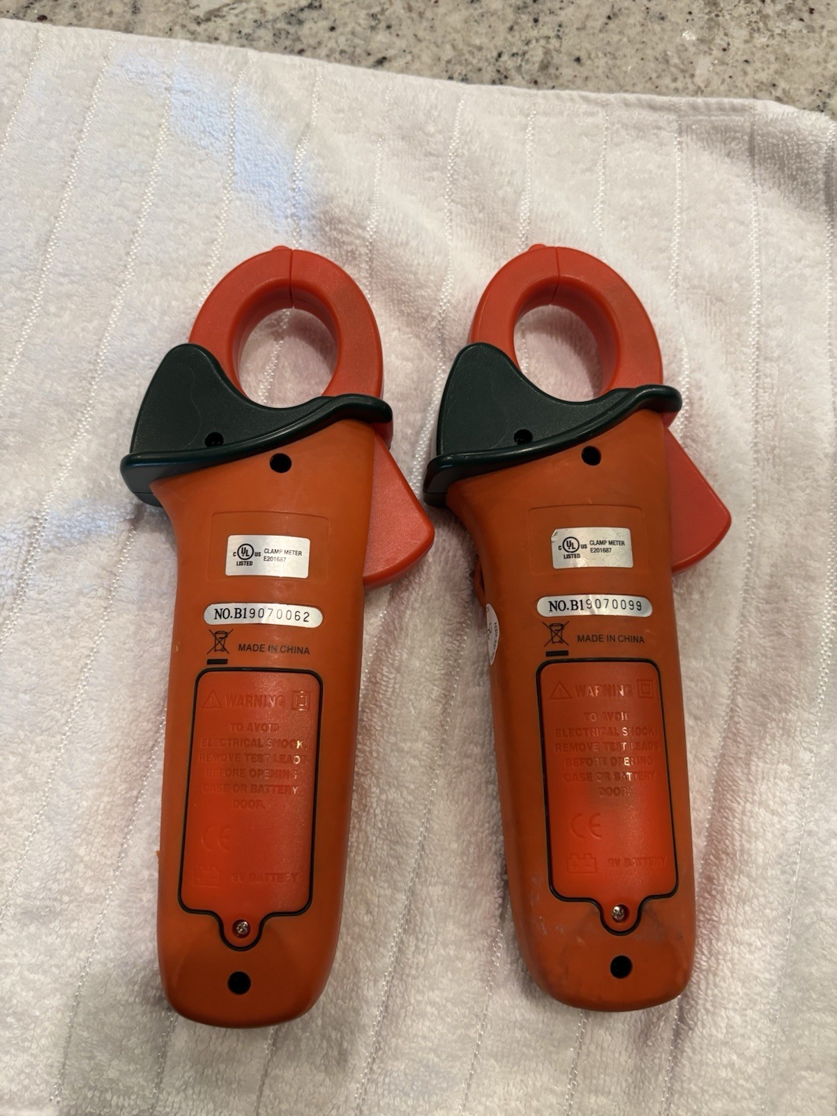 (2) Extech EX623: 400A Dual Input AC/DC Clamp Meters + New Leads