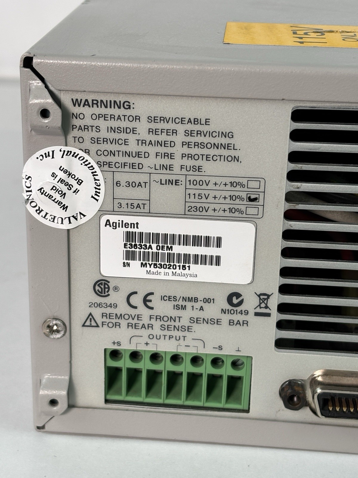 Agilent E3633A Variable DC Power Supply 0-8V 20A/0-20V 10A NO Power Cord
