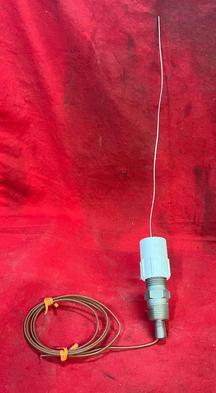 UNBRANDED THERMOCOUPLE PROBE WITH THREADED FITTING AND 36″ LEADS