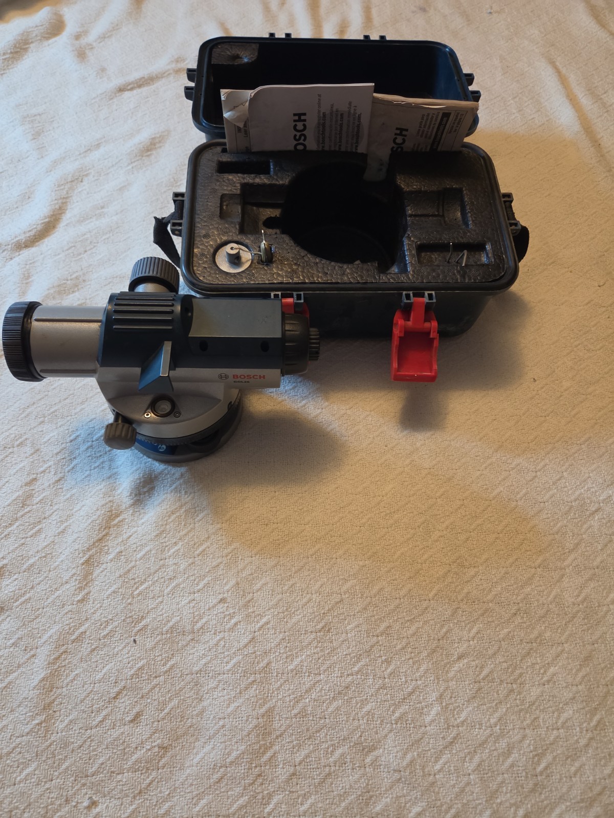 Bosch Gol 26 Automatic Optical Level with Case Surveyor Transit