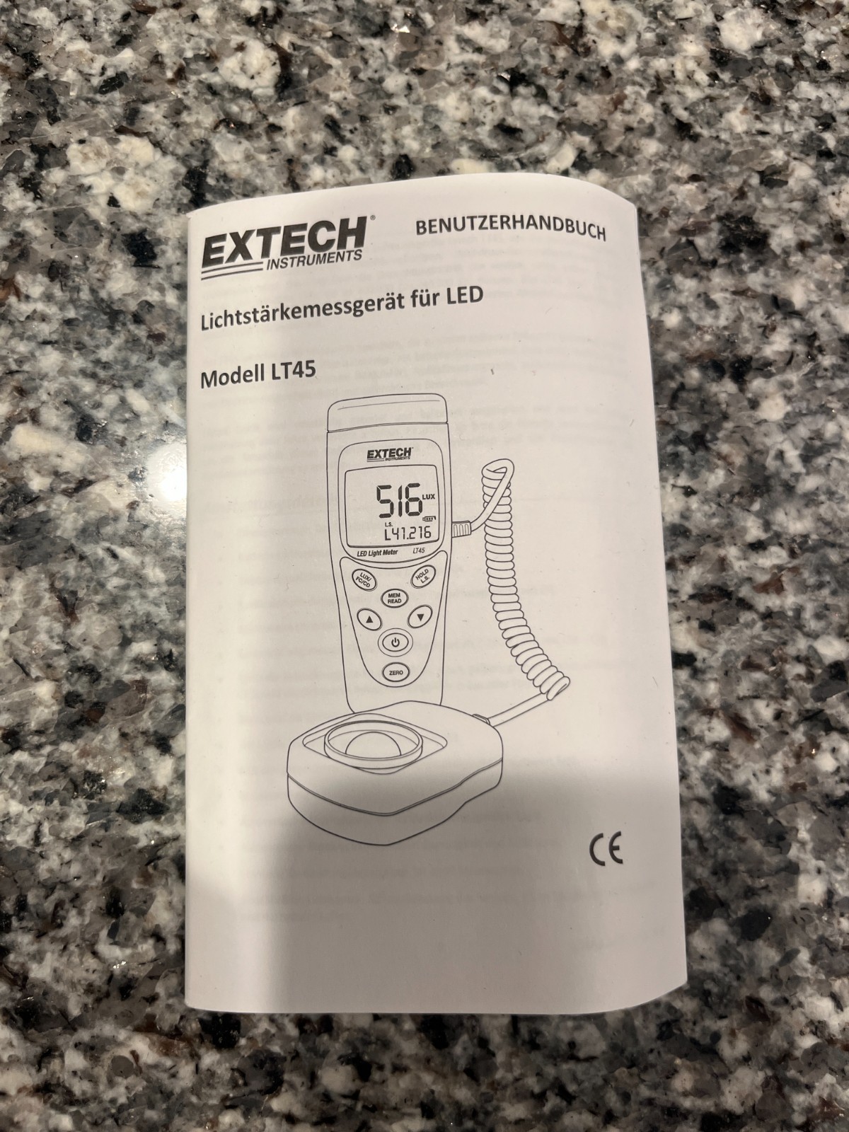 Extech LT45 LED Light Meter Lux Foot-Candle Calibrated with Case and Manual
