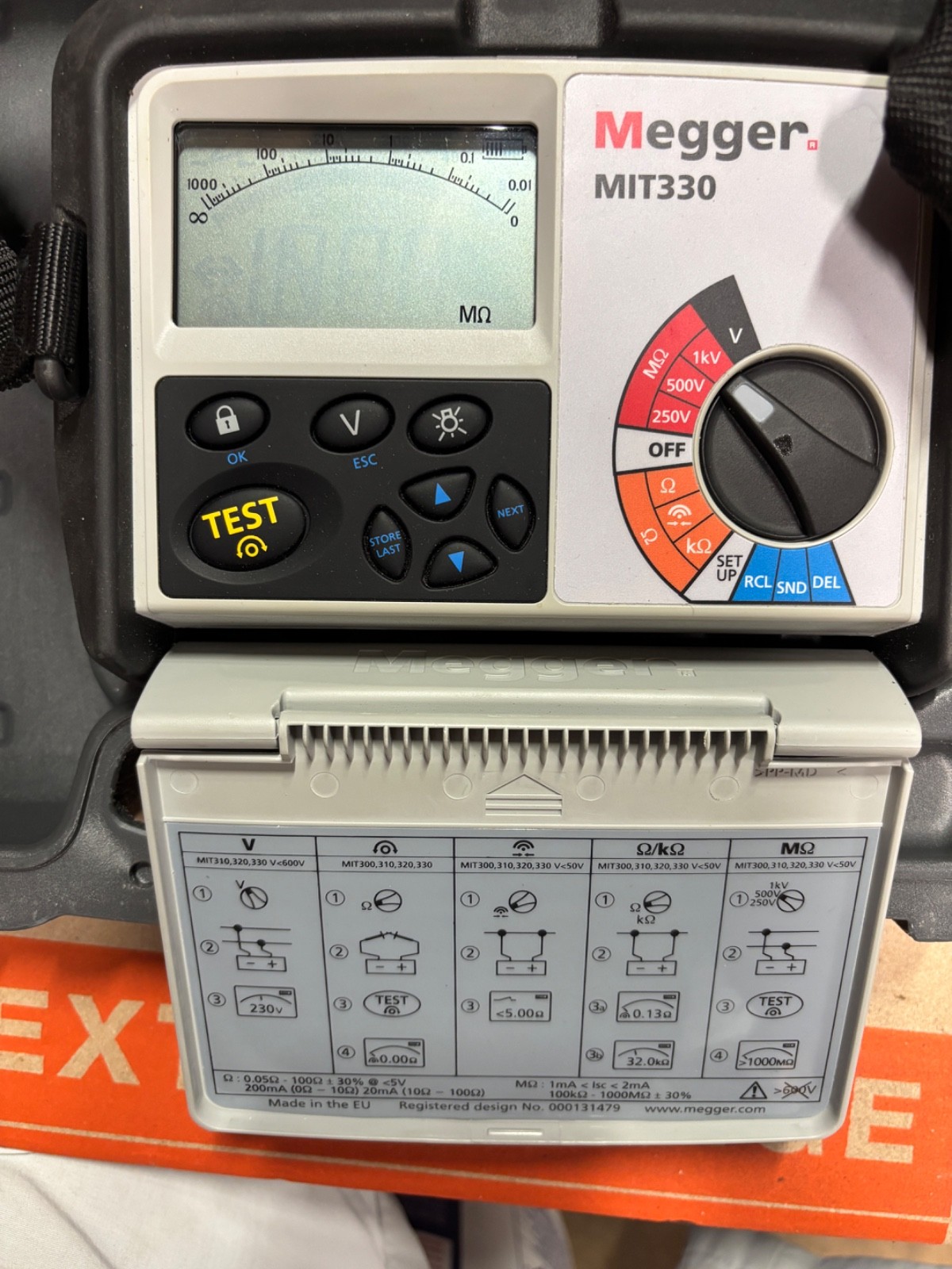 Megger MIT330 – Analog/Digital Insulation Tester, 250/500/1000 V