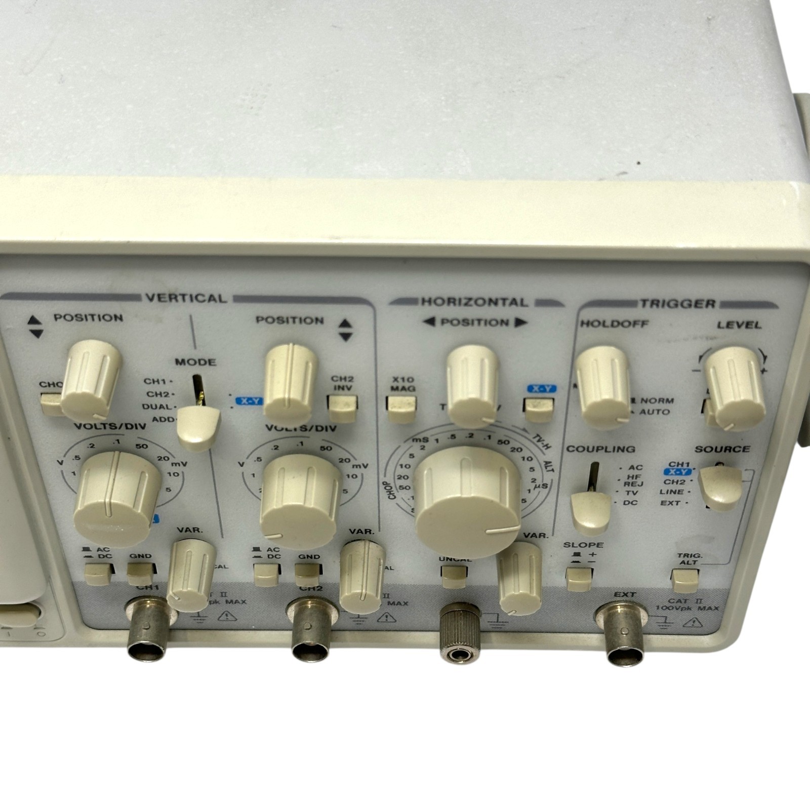 Leader LS 8022 20MHz 2-Channel Analog CRT Oscilloscope Made in Malaysia