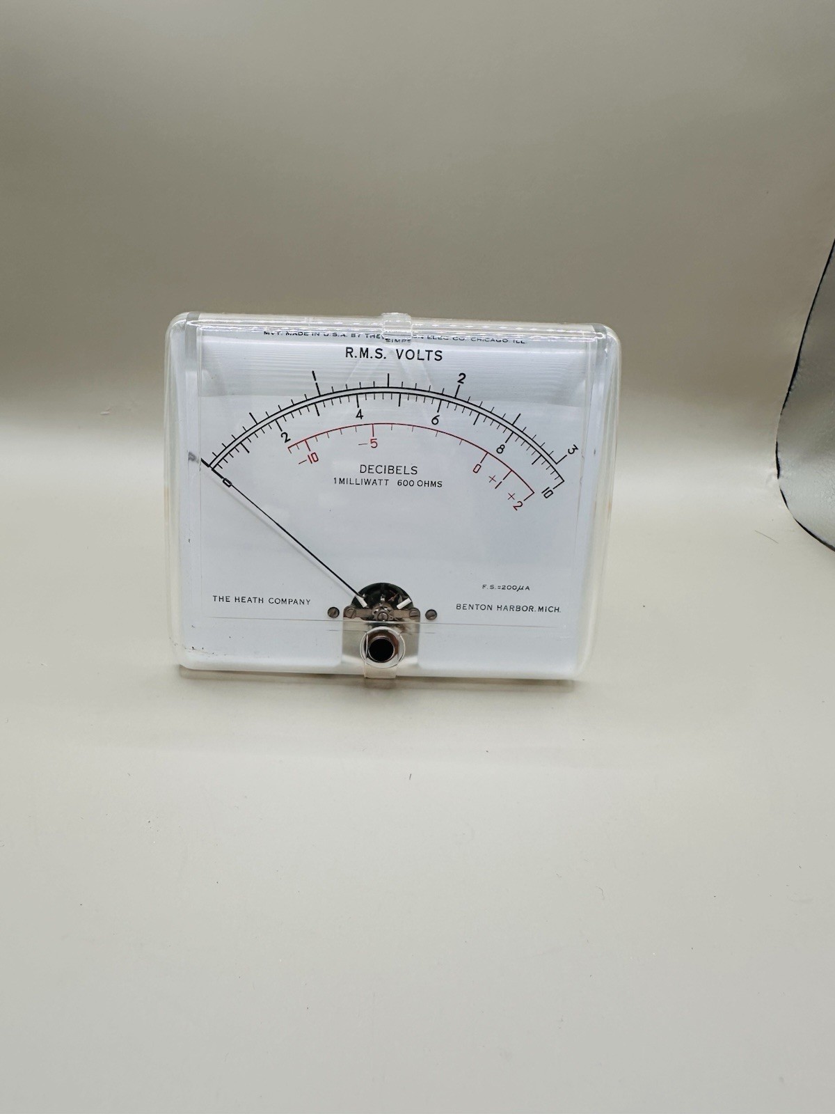 NOS Heathkit Simpson 4.5″ Rectangular Panel Meter RMS Volts DB 200uA 1329 W/ Box