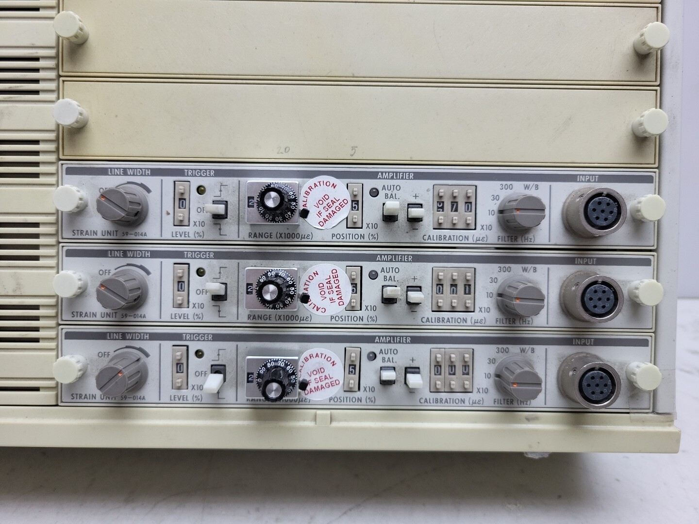 Soltec TA200-938 Portable AC Powered Thermal Array Recorder w/ Kyowa DB-120 Box