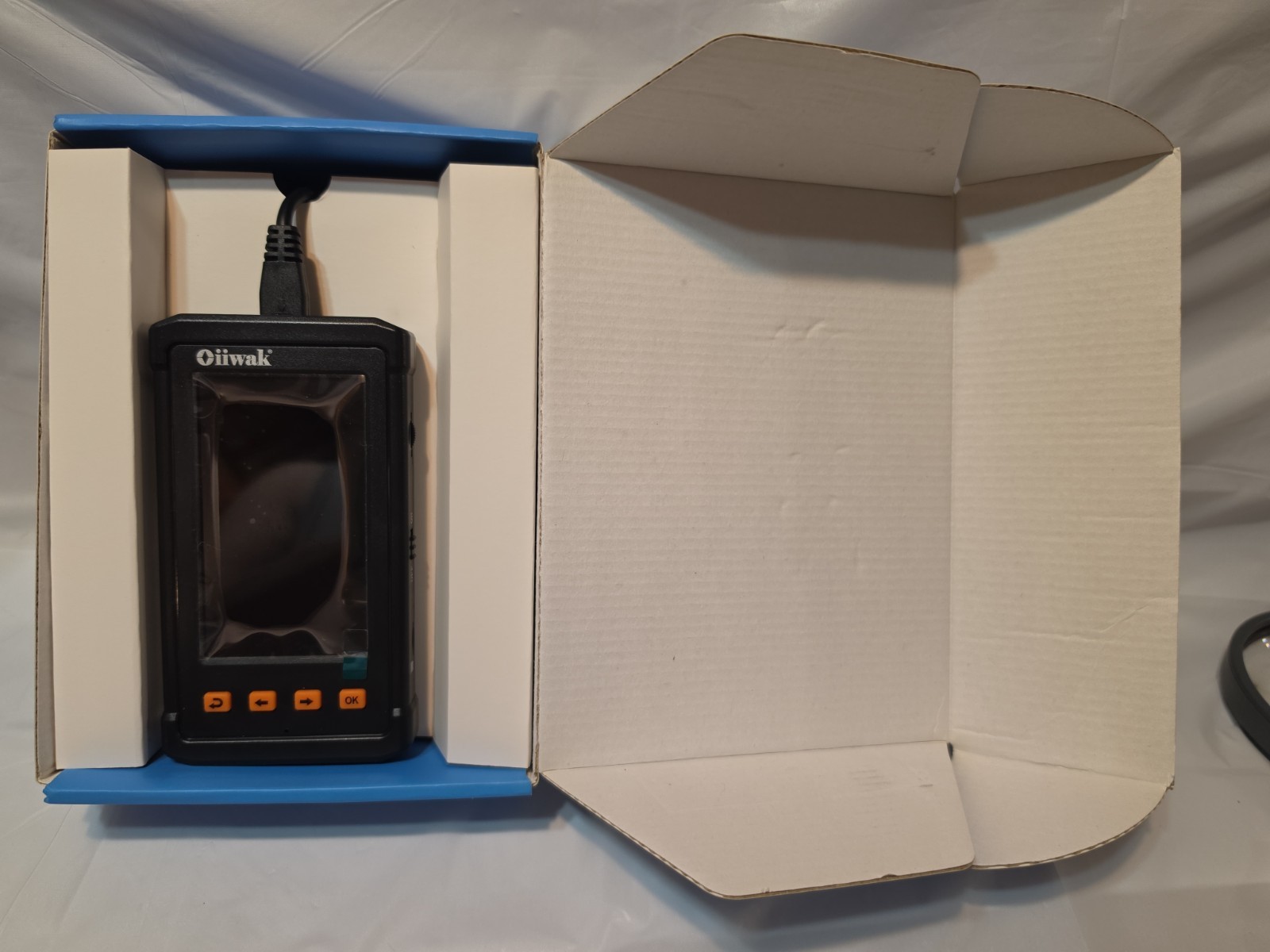 Oiiwak 360° Rotation Endoscope 15m Borescope Inspection Camera 6x Digital Zoom