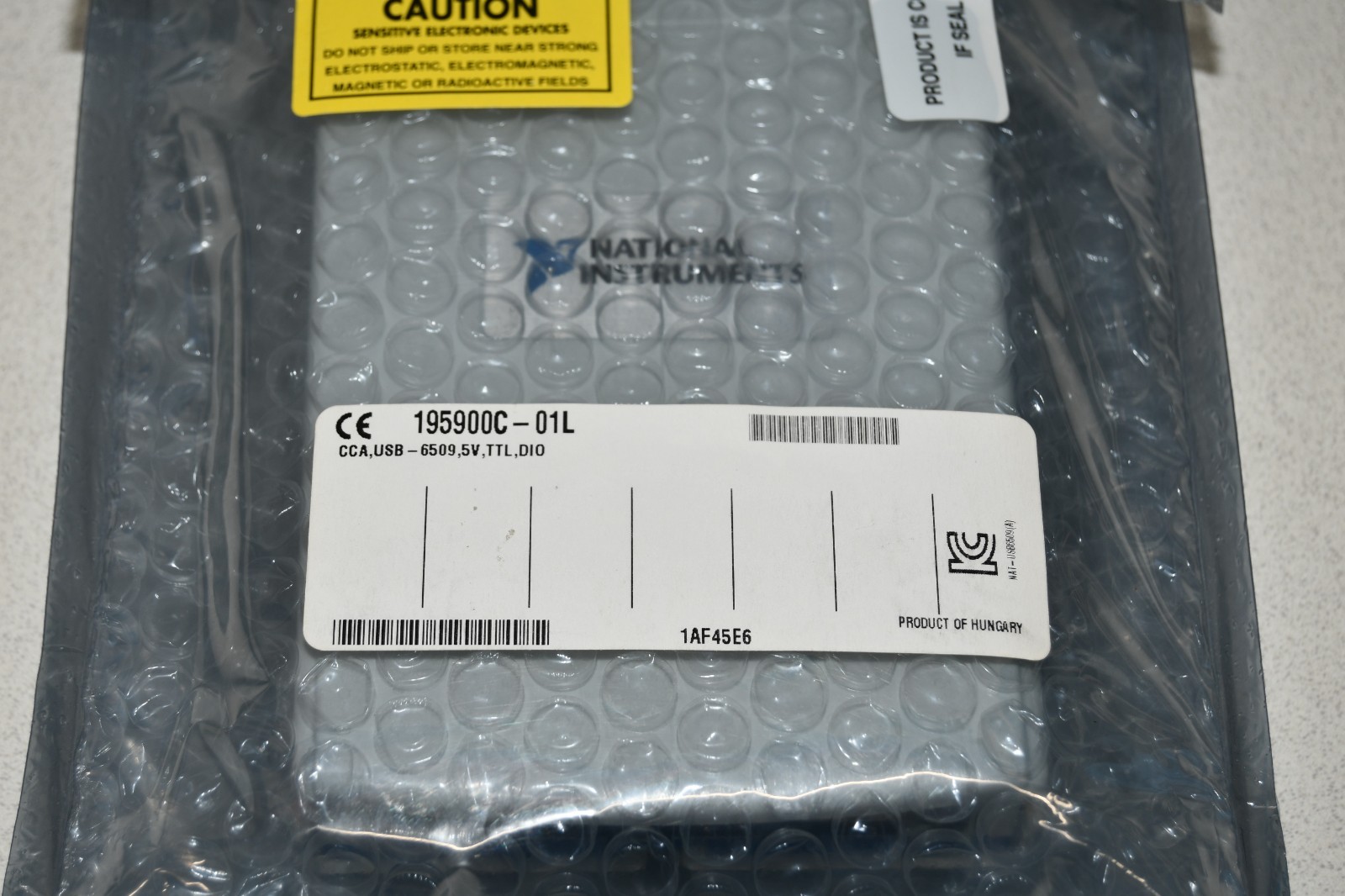 ^ National Instruments NI USB-6509 DIO Data Acquisition Device 779975-01