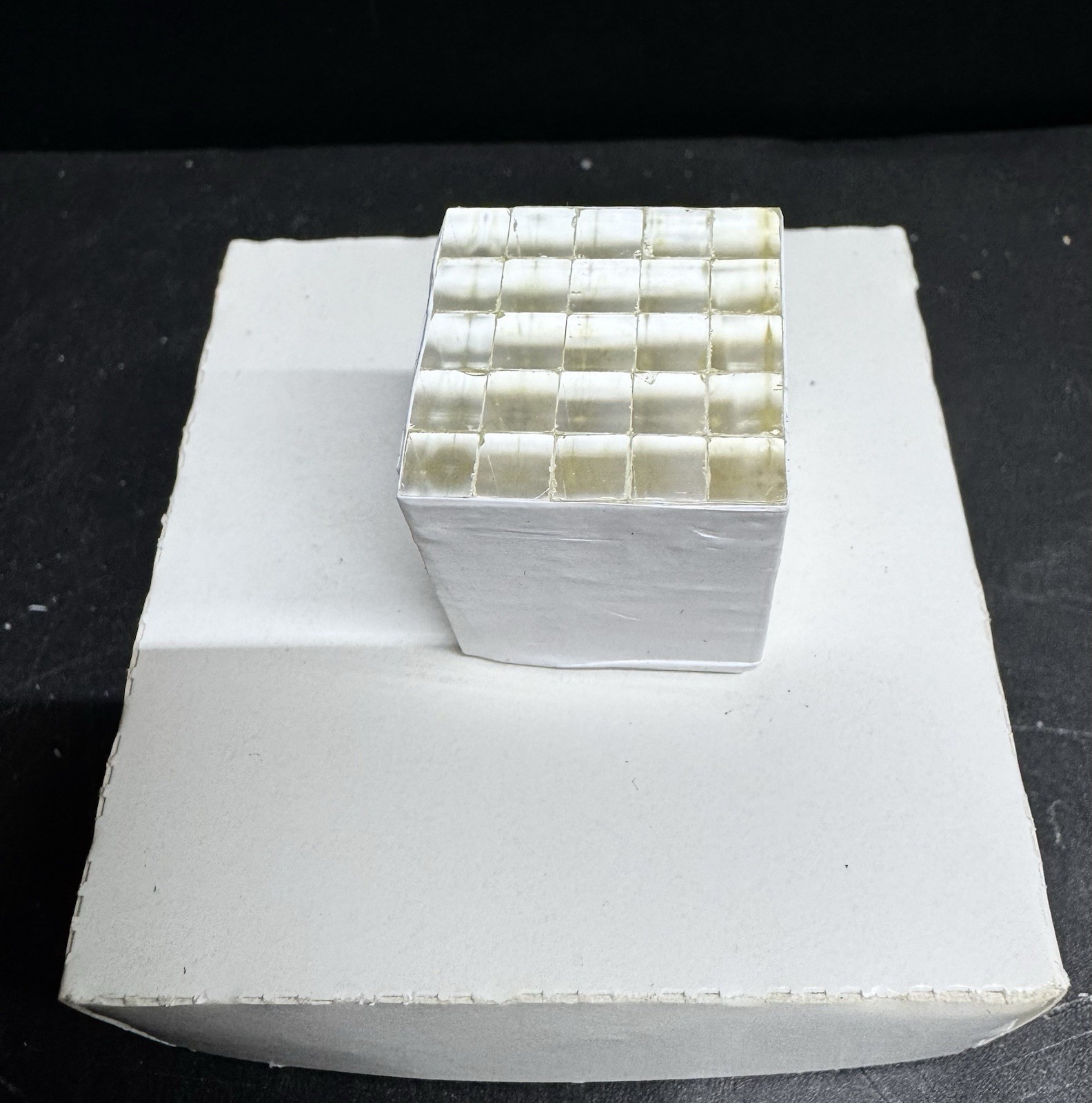 LYSO 5X5 Crystal Pixel Array (25 pieces) Hi-Energy Gamma Detector