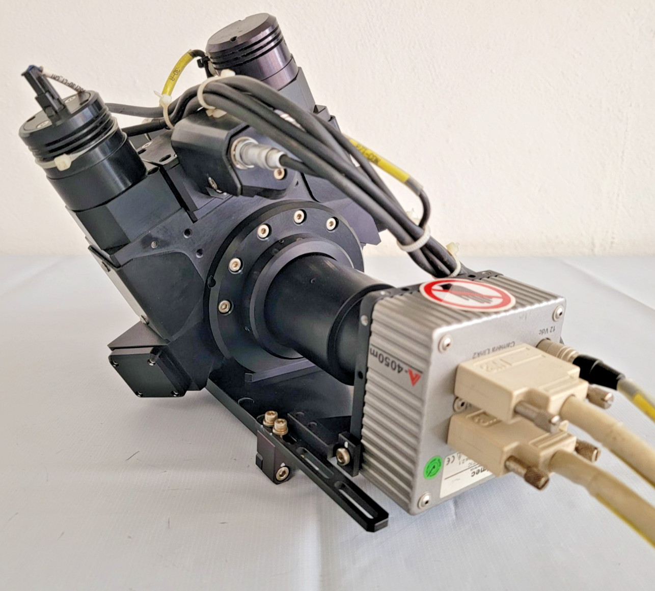 Adimec A4050m/21С Industrial Camera Inspection + camera lens 23.5um-7.0