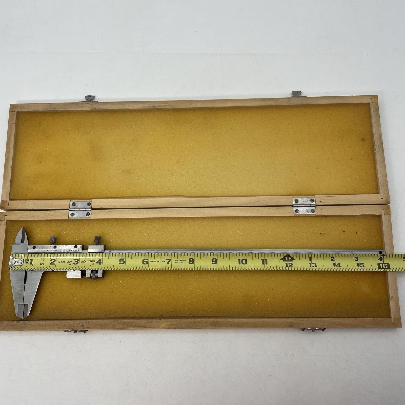 Stainless Vernier Aerospace Caliper 0-300mm 0-12in Wood Case Precision Measuring