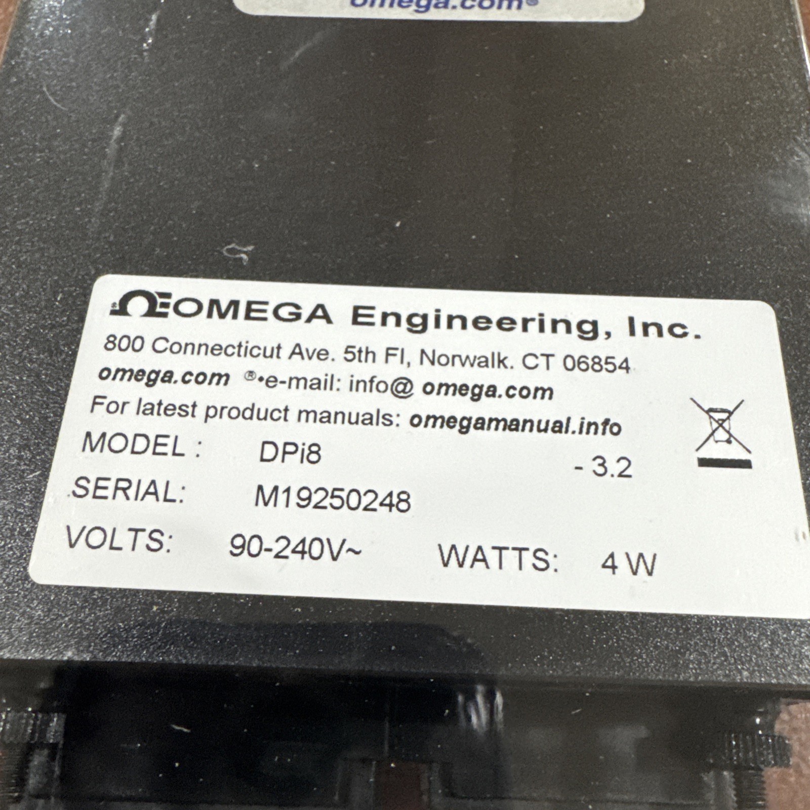 OMEGA DPi8 Temperature and Process Meter Monitor 90-240V 4W Limit Alarm