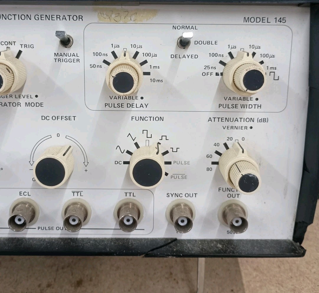Wavetek 145 Pulse Function Generator