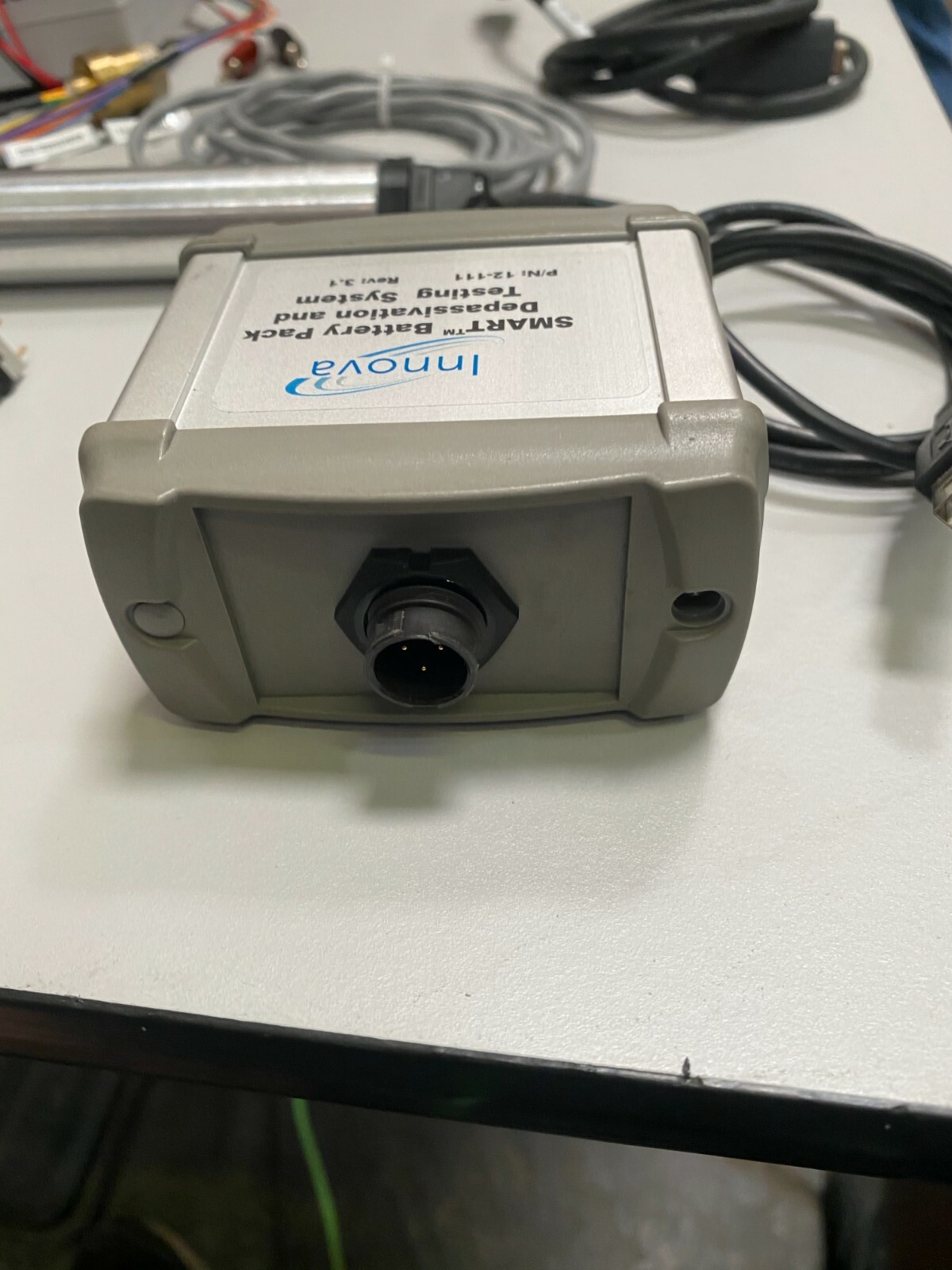 Innova 12-111 SMART Depassivator and Load Tester Interface Box with Accessories
