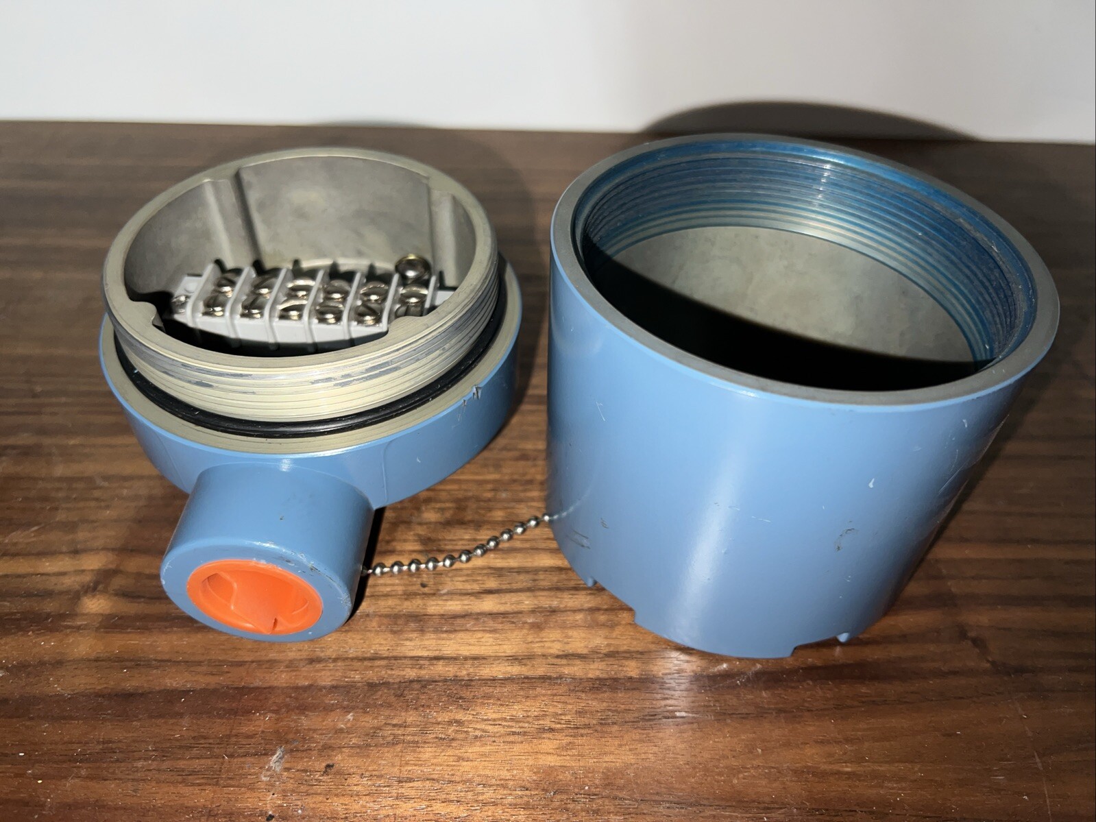 Rosemount Model 79 Connection Head, Located In Mexico