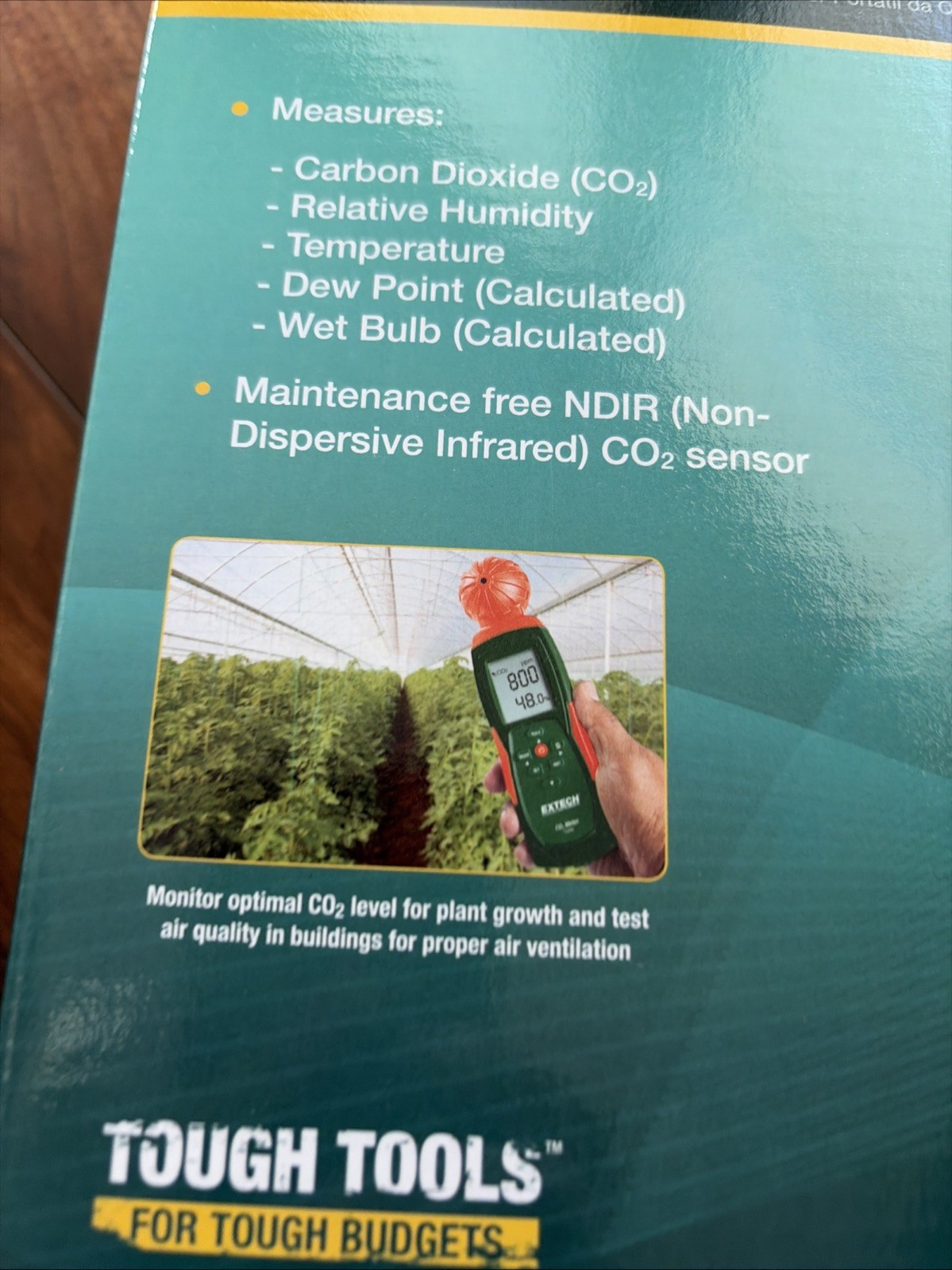 Extech CO240 – Indoor Air Quality Meter Monitor, Temperature, CO2 Carbon Dioxide